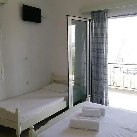 Galanos Hotel de apartamente 2*