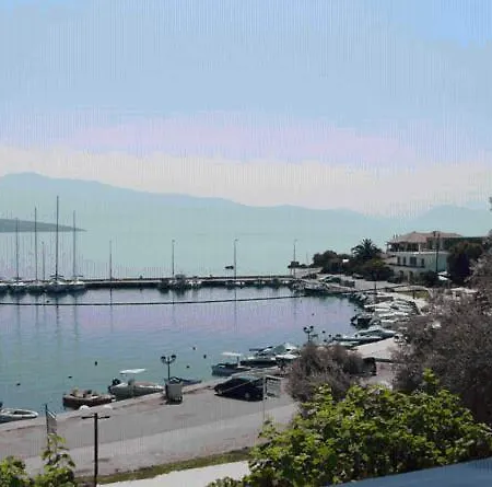 Galanos Hotel de apartamente Nikiana