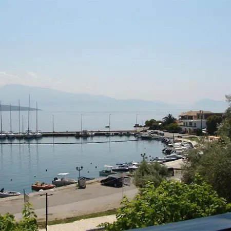 Galanos Hotel de apartamente Nikiana
